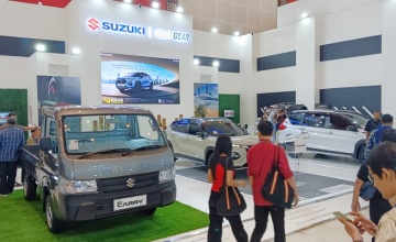 SUZUKI TAMBAH WARNA NEW CARRY DI GIIAS SURABAYA 2025 PERLUAS PEMENUHAN KEBUTUHAN PENGUSAHA
