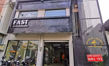 Fast Coffe & Bike Wash, Surabaya : PADUAN HOBI & KARIER, BERTRANSFORMASI DALAM BISNIS