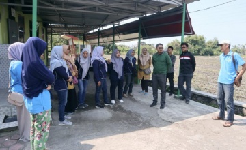 Kunjungan ke Bank Sampah Binaan MPM Honda Jatim, 15 Pengurus Bank Sampah Belajar Pengolahan Sampah