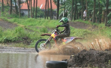 M. Raditya - Crosser 65 cc Pro - Rizqy Motor Boss Mild Tembakau Balap MX Team : PERSIAPAN MATANG HADAPI WET RACE & FIX IKUT LAGA 85 CC