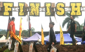 M. Raditya Crosser 65 cc Rizqy Motor Boss Mild Tembakau Balap MX-GTX Team, Pasuruan : FAKTOR KAPASITAS SKILL MAKIN BERTAJI, SEJAK DINI BERINISIATIF NAIK 65 CC PRO