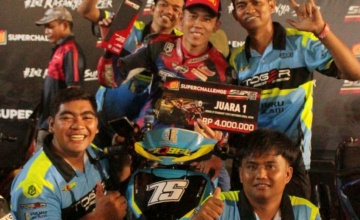 PODIUM SUPERCHALLENGE SUPER PRIX 2025, JADI KADO TERINDAH BUAT BOSS IQBAL TOGER RACING TEAM, PAMEKASAN