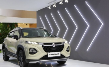 AKSESORIS SUZUKI FRONX TELAH HADIR DI GIIAS 2025, LAYAK DIKOLEKSI