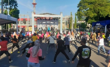 MANJAKAN CUSTOMER, YAMAHA STSJ GELAR CLASSY YAMAHA MOTOR SHOW DI JEMBER