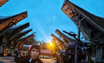 Enjoy Berkendara XSR 155 Untuk Touring Eksplorasi Destinasi Iconic