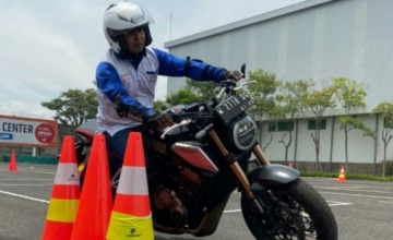 Bikers BigBike #Cari_Aman Berkendara Dengan Latihan Safety Riding