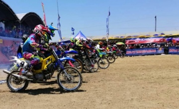 Kratingdaeng Kejurprov Putaran IV Motocross & Grasstrack 2019, Pamekasan : SENGATAN PANAS SIRKUIT MALEHA TEMBUS 42 DERAJAT & BUTUH SUPLEMEN SPESIAL