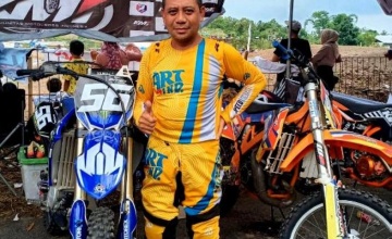Herman Crosser Executive - Harum Mekar MX Team : KEMAUAN KERAS, KUNCI SUKSES PENGEMBANGAN USAHA BISNIS & PRESTASI DI MOTOCROSS