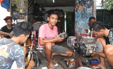 KRJ Speed, Kepung, Kediri : KONVERSI KOREKAN MESIN HEREX KE GRASSTRACK