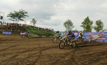 Federal Grand Super Sport 1 : SETELAH SUKSES DI ROAD RACE, LANJUT HAJAR SEGMEN MX GTX