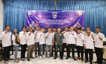 MANTAP ! H. HAFIZ SAYAP EMAS & FERY ANDI SUSEKO DPRD KOMISI IV KABUPATEN MALANG, SIAP SUMBANGKAN GAJINYA DEMI SUKSESKAN TEAM PORPROV KABUPATEN MALANG !