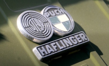 Steyr-Daimler-Puch Haflinger 700 AP 4x4, Surabaya : DISUKA KARENA BEDA DENGAN PATEN KENDARAAN RODA EMPAT PADA UMUMNYA