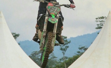 M. Raditya - Rizqy Motorsport MX GTX Team : TAK TERBANTAHKAN SANDANG GELAR PETARUNG, UP GRADE KELAS JADI PEMBUKTIAN !