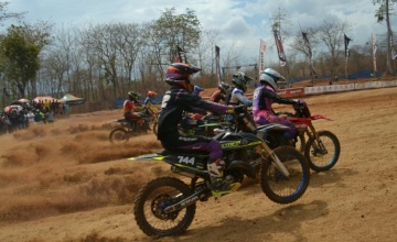 Sumekar Mototrack : DINAMIS MENGIKUTI PERKEMBANGAN MX GTX TERKINI, KIAT MENJAGA EKSISTENSI MX GTX TETAP BERGENGSI