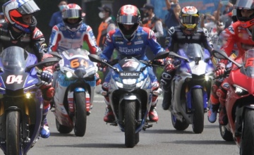 Pembalap Suzuki Ecstar, Alex Rins & Joan Mir : DISAMBUT PRESIDEN JOKO WIDODO & IKUTI PARADE MOTO GP DI JALANAN JAKARTA