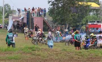 Jombang Mini Trail Community :  MERUBAH PARADIGMA, JENJANG MOTOCROSS BERBAJET LOGIS ! OPTIMIS GAIRAHKAN REGENERASI