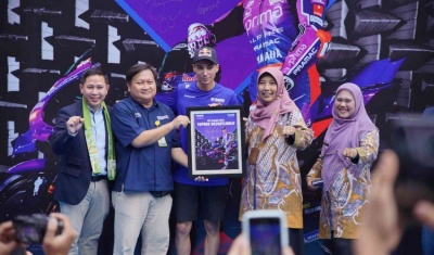 Langsung Jadi Idola, Toprak Razgatlıoğlu Bikin Kagum Pelajar SMK Negeri 39 Jakarta