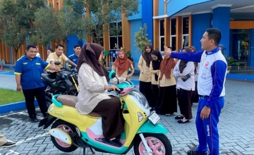 Perkuat Peran Pendidik, MPM Honda Jatim Edukasi Guru SMK Muhammadiyah 1 Kepanjen tentang Keselamatan Berkendara