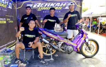 Berkah Unggas Racing Team,  Lamongan : BERTAJI DI BEBEK 2 TAK JATIM OPEN & TERKENCANG DI JATIM !