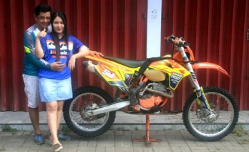 Eka - B66 MX, Probolinggo : KEMBANGKAN HOBI JADI BISNIS GUIDE & TRAVEL ADVENTURE