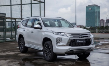 Mitsubishi Xpander Pajero Sport  jadi SUV dan MPV Terbaik Versi Solopos