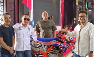 KEDATANGAN GUS MAMAK DI PELANTIKAN PENGCAB IMI KABUPATEN MALANG, MENGUNDANG BERAGAM SPEKULASI