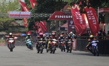 Klebun Balap Maharani Racing Team : SESI PENETRASI KATROL POPULARITAS, SAMBUT KEJURPROV ROAD RACE BONDOWOSO