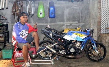 Kawasaki Ninja 150, Papua : CIPLEK TERIMA TANTANGAN BOS PAPUA NINJA RANGKA STANDAR 7 DETIK