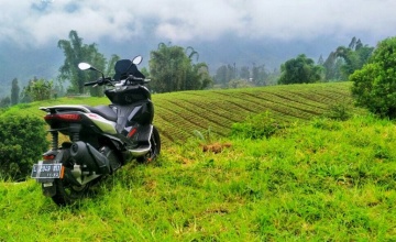 Testride Aprillia SR GT 200 : PANTAS DISAPA MATIC ENDURO ADVENTURE, RINGAN HADAPI TANJAKAN & JAGO DI TOP SPEED