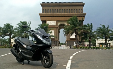 Test Ride All New PCX 160 cc : PERFORMA SPORT & KOMPLIT FITUR SAFETY