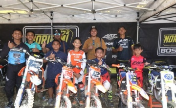 Rizqy Motor Boss Mild, Pasuruan : GELAR TUMPENGAN WUJUD PUJI SYUKUR KESUKSESAN TIM DI 2019 & 2020 DIPERKUAT LEWIS STEWART