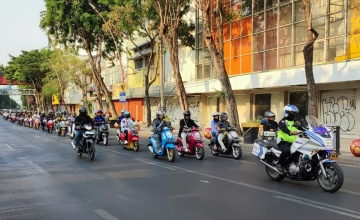 Riding Asik Bersama Konsumen dan Komunitas Honda Scoopy di Special Event "Scoopy Satnite Fever"