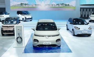 Wuling ABC Stories mendapat Tanda Kehormatan Atas Peran Mengakselerasi Penggunaan Mobil Listrik