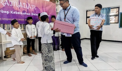 Semangat Ramadan, Karyawan MPM Honda Jatim Salurkan Donasi dan Edukasi ke Panti Asuhan