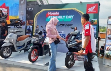 Honda Ramadan Exhibition Meriahkan Jember, Tampilkan Honda PCX160 Warna Baru