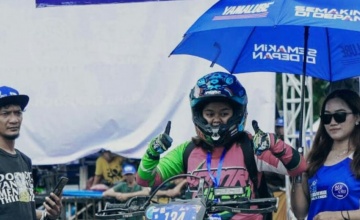 Yamaha WR 155R : INCARAN RIDER SRIKANDI, DI EVENT SHELL bLU cRU YAMAHA ENDURO CHALLENGE