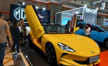 MG Motor Indonesia Tampilkan MG Cyberster di Ajang GIIAS 2024 Bandung
