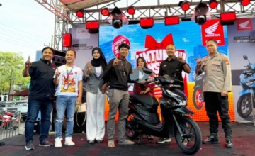 Pengundian Terakhir UKH 2025 di Trenggalek, Konsumen Raih Honda BeAT; 2026 Siapkan Honda PCX