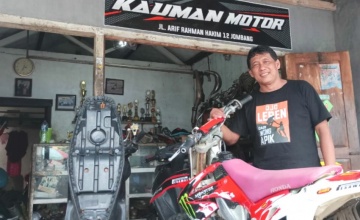 Heri Beng - Kauman Motor, Jombang : BUKAN SEKEDAR WORKSHOP !