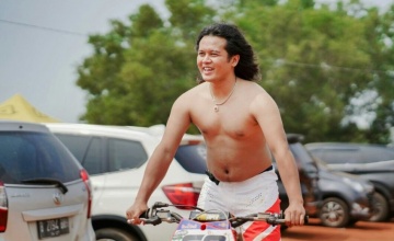 Mevans Sanggramawijaya - Onesixeight Motocross Team : SIAP MENGUKIR SEJARAH BARU DENGAN BRAND BARU DI KELAS EX PRO