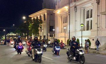 Jangan Abaikan Keselamatan ! Ini Cara #Cari_Aman Saat Berkendara Malam Hari