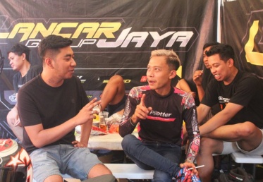 Ilzam Owner Lancar Jaya Group Racing Team, Lamongan : FANTASTIS, INI ORIENTASI BANGUN TEAM & BERLAGA DI DRAG BIKE !