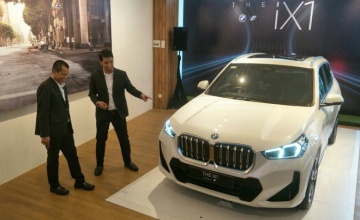 BMW iX1 Resmi Dikenalkan di Jawa Timur, Harga Rp. 1,5 Miliar