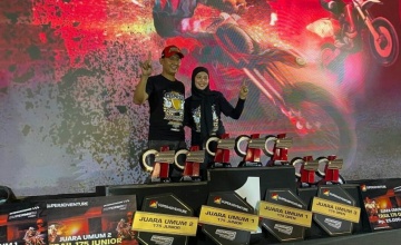 H. Agus Tole - Rabbani Putra Mandiri  Racing Team : MENIKMATI PROSES  BERJUANG, MENGHIDUPKAN  SUPERMOTO DI INDONESIA