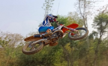 ‎M. RADITYA RIZQY MOTORSPORT YAMAHA, KINI DIMENTORI DELVINTOR, JELANG HADAPI KEJURNAS MOTOCROSS 2025 PUTARAN 7