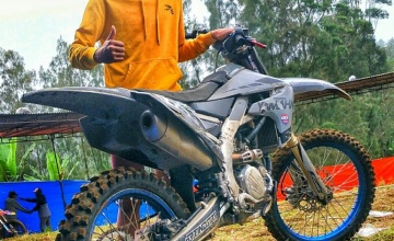 Dinoval Meysardi - Crosser MX Junior B, Samarinda : TEMPA SKILL HINGGA TERBANG KE JAWA, SIAP UKIR GELAR JAWARA
