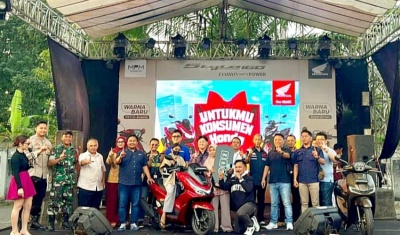 Meriah ! Pengundian UKH di Lumajang Hadiahkan Honda PCX160 CBS untuk Konsumen Beruntung