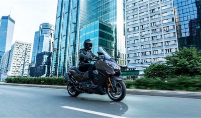 Jadi Kado Spesial di Awal Tahun, Yamaha Resmi Jual Skutik Premium TMAX di Indonesia