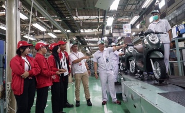 AHM Best Student 2025 Resmi Dibuka, MPM Honda Jatim Ajak Pelajar Jatim & NTT Unjuk Inovasi Untuk Negeri