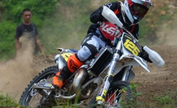 Muhamad Robby Zulkarnaen - Crosser MX2 Junior, Madiun  : TETAP SIAPKAN FISIK, JIKA POINT KEJURNAS 2020 TETAP DIJALANKAN & TAK JADI MASALAH